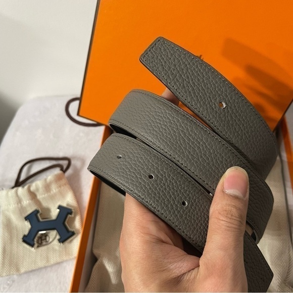 Authentic Hermes belt reversible - Picture 2 of 9
